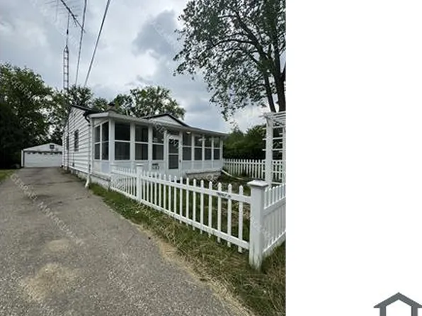 1183 E Lorado Ave, Flint, MI 48505