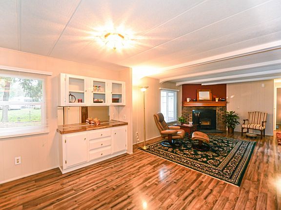 4th image of 21312 129th Street Ct E
