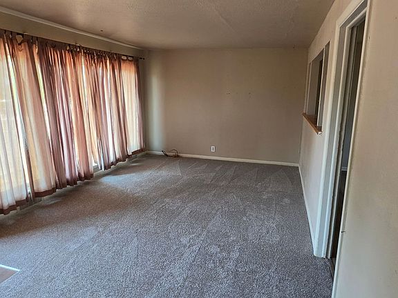2nd image of 1809 W 32nd St