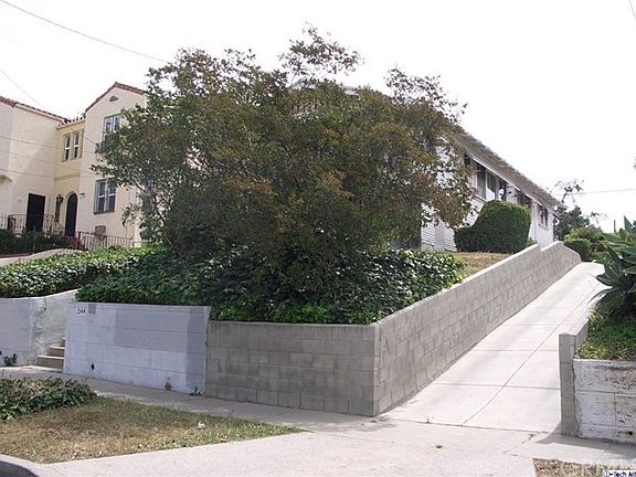 3rd image of 244 N Park View St