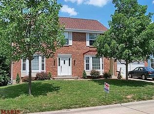 19 Lippizan Rd, Saint Peters, MO 63376