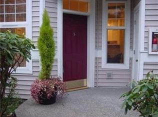 2030 132nd Ave SE APT 303, Bellevue, WA 98005