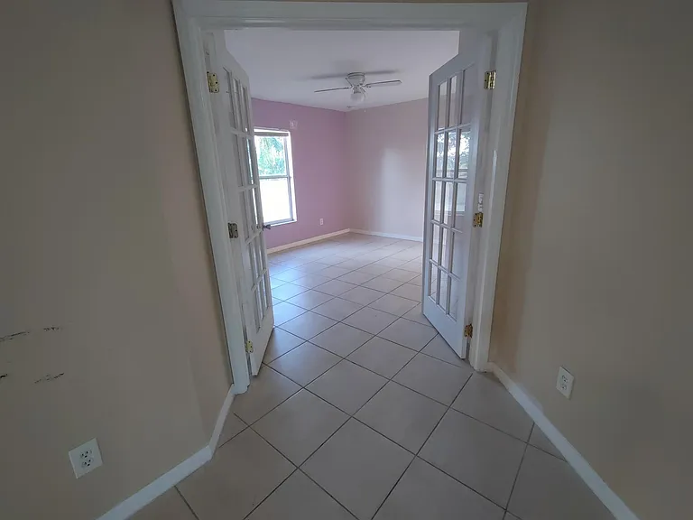 2108 NW 24th Ave — Photo 23