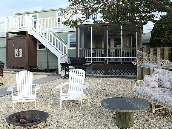  Outdoor Living Areas