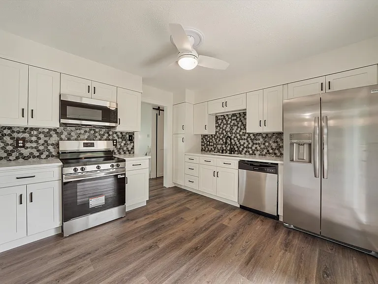 509 Banbury Rd — Photo 3