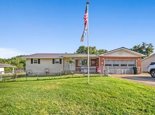 713 Stovall Ln, Grayson, KY 41143