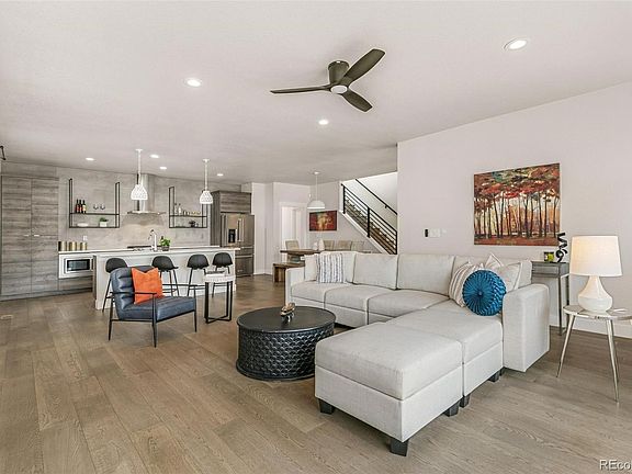 2nd image of 6275 King Court