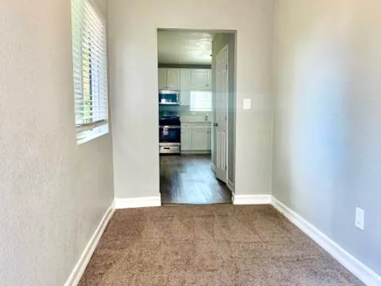 3124 45th St #B — Photo 9