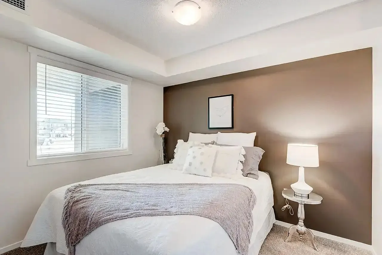 model - 3509 James Mowatt Trail SW — Photo 3