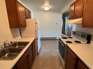 410 4th Ave NE #10, Watertown, SD 57201