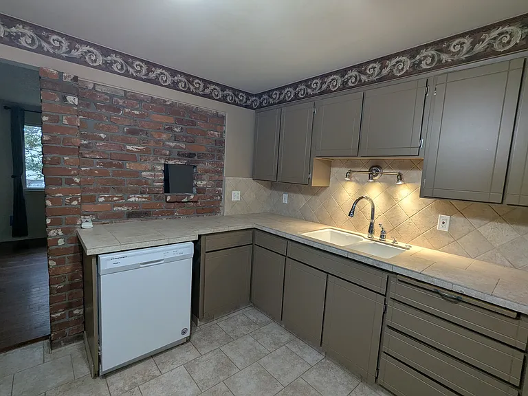 425 SE McKinley Ave #1 & 2-1 — Photo 32