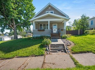 202 17th St, Cloquet, MN 55720