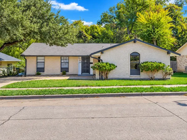 310 Meadowhill Dr, Garland, TX 75043