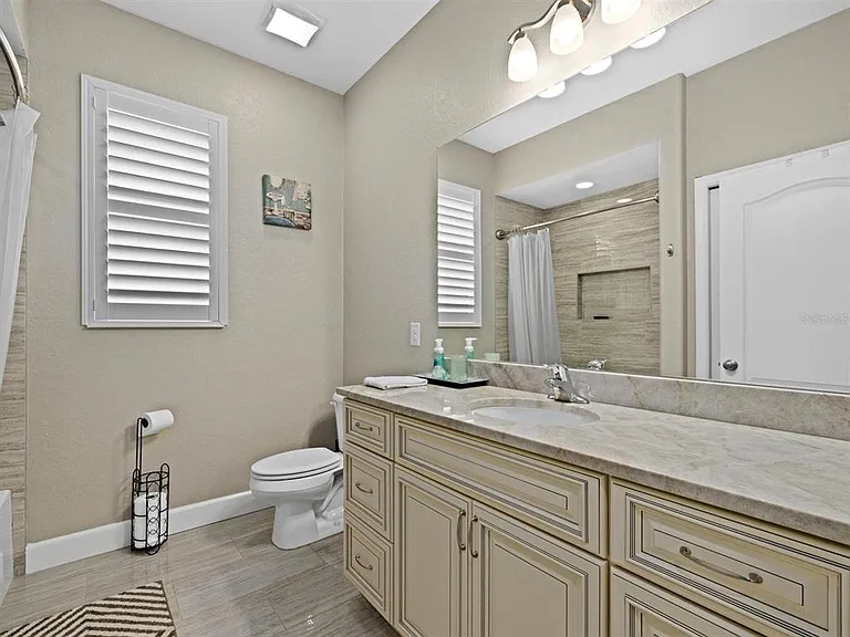 340 McCabe St — Photo 16