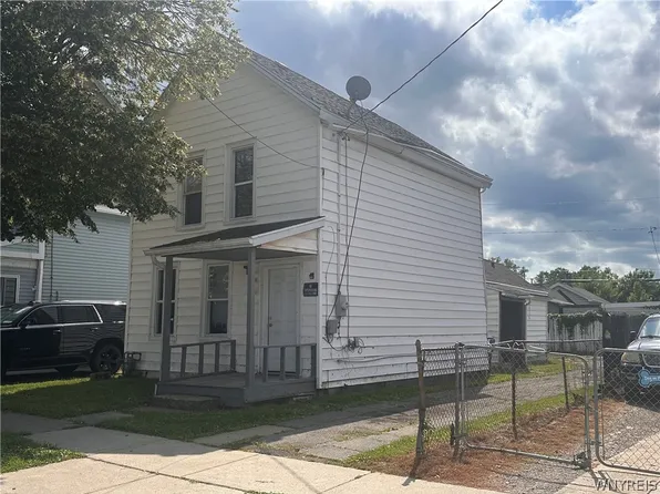 368 Dearborn St, Buffalo, NY 14207