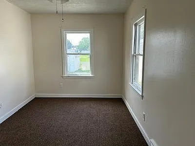4111 Washington Ave — Photo 6