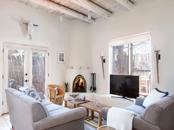 624 Galisteo St APT 16, Santa Fe, NM 87505