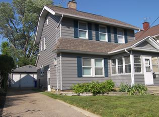 17701 Crestland Rd, Cleveland, OH 44119