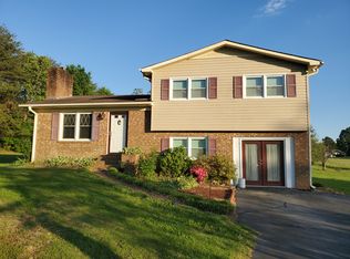 3245 Henry Cash Rd, Chesnee, SC 29323