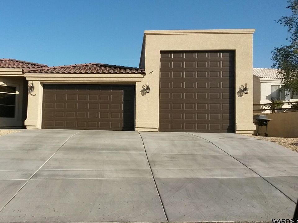 1st image of 2967 Carvelle Dr