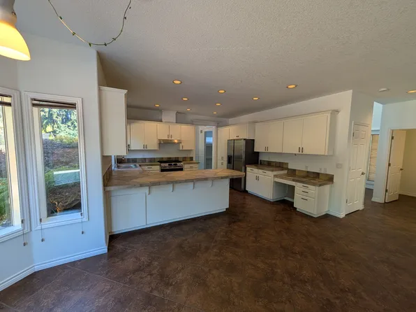 (undisclosed Address), Sherwood, OR 97140