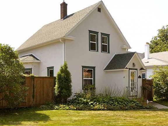 2nd image of 2102 Temple Ct