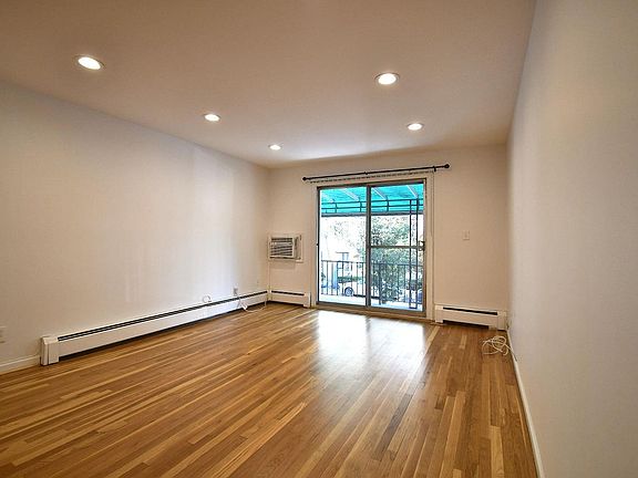 4th image of 4297 Martha Ave