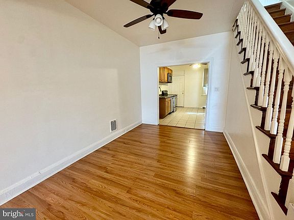 4th image of 2811 E Biddle St