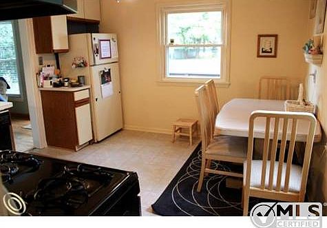 Spacious Kitchen