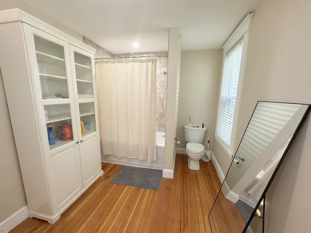 211 W 8th St #2 — Photo 15
