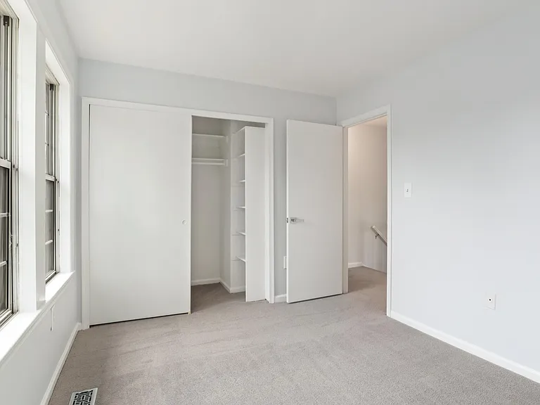 2403 S Walter Reed Dr — Photo 21