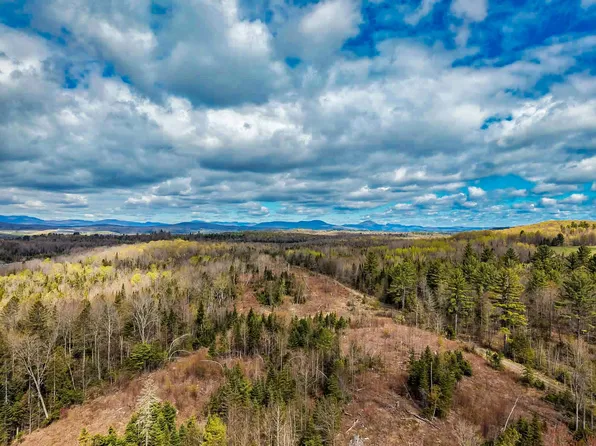 4334 Hinman Settler Road, Derby, VT 05829