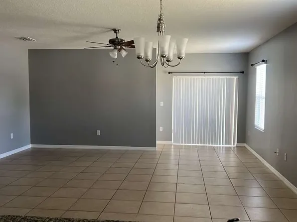 3098 Sangria St, Kissimmee, FL