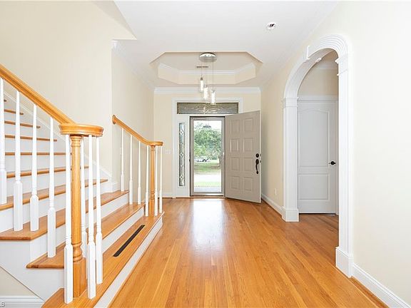 4th image of 157 Cedar Ln