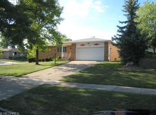 4578 Sarasota Dr, Parma, OH 44134