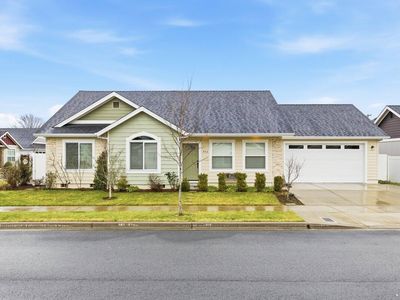 954 SW Blackberry Ln, Grants Pass, OR, 97527