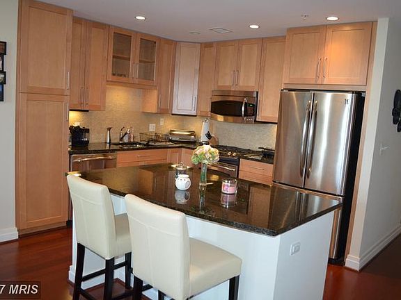 4th image of 8220 Crestwood Heights Dr APT 1711