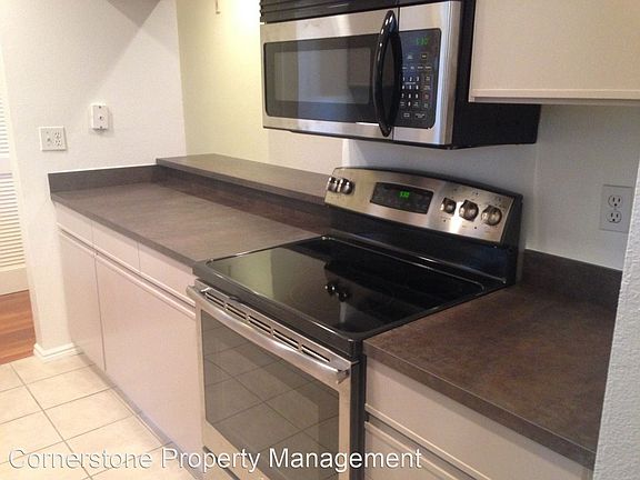4th image of 4250 El Camino Real APT C128