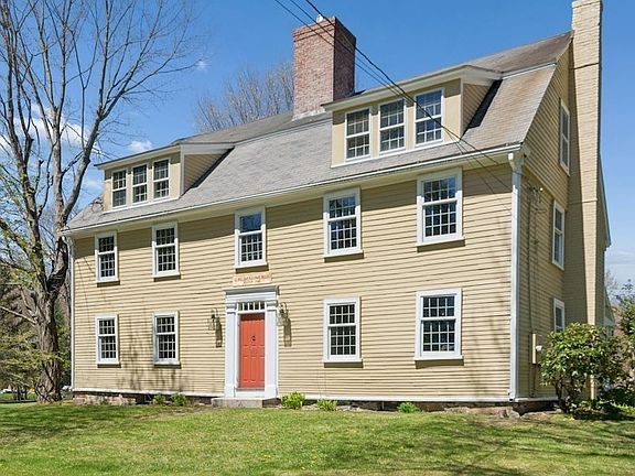 2nd image of 302-302A Church St