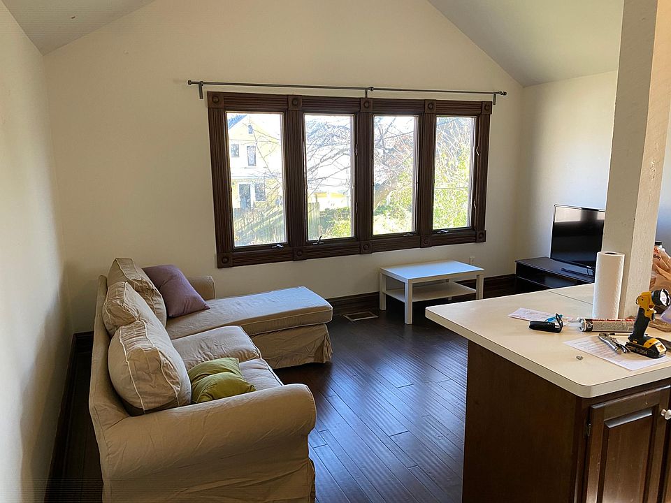 2nd image of 507 S 1st St #1