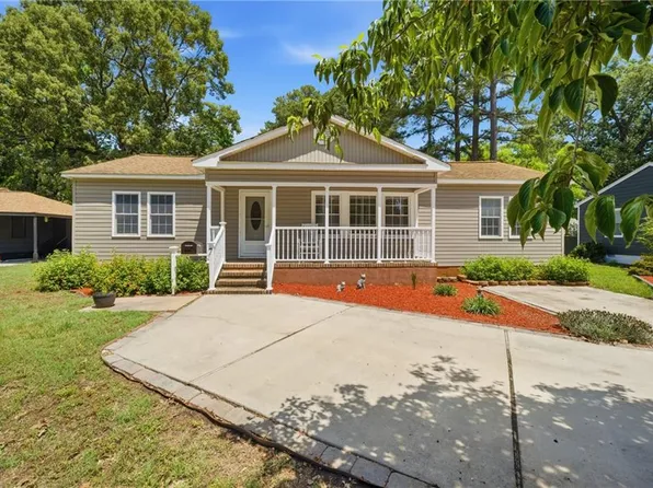 7 Bedford Rd, Newport News, VA 23601