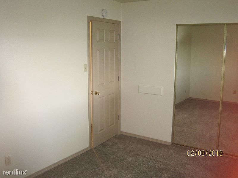 Oregon St Bedroom