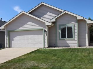 8182 Telegraph Dr, Colorado Springs, CO 80920