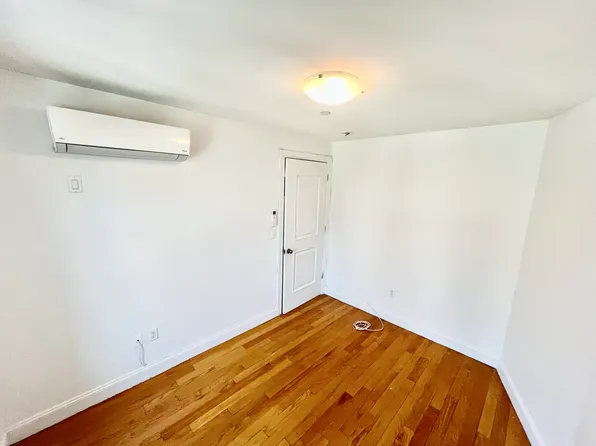 65-50 Austin Street image 16 of 19