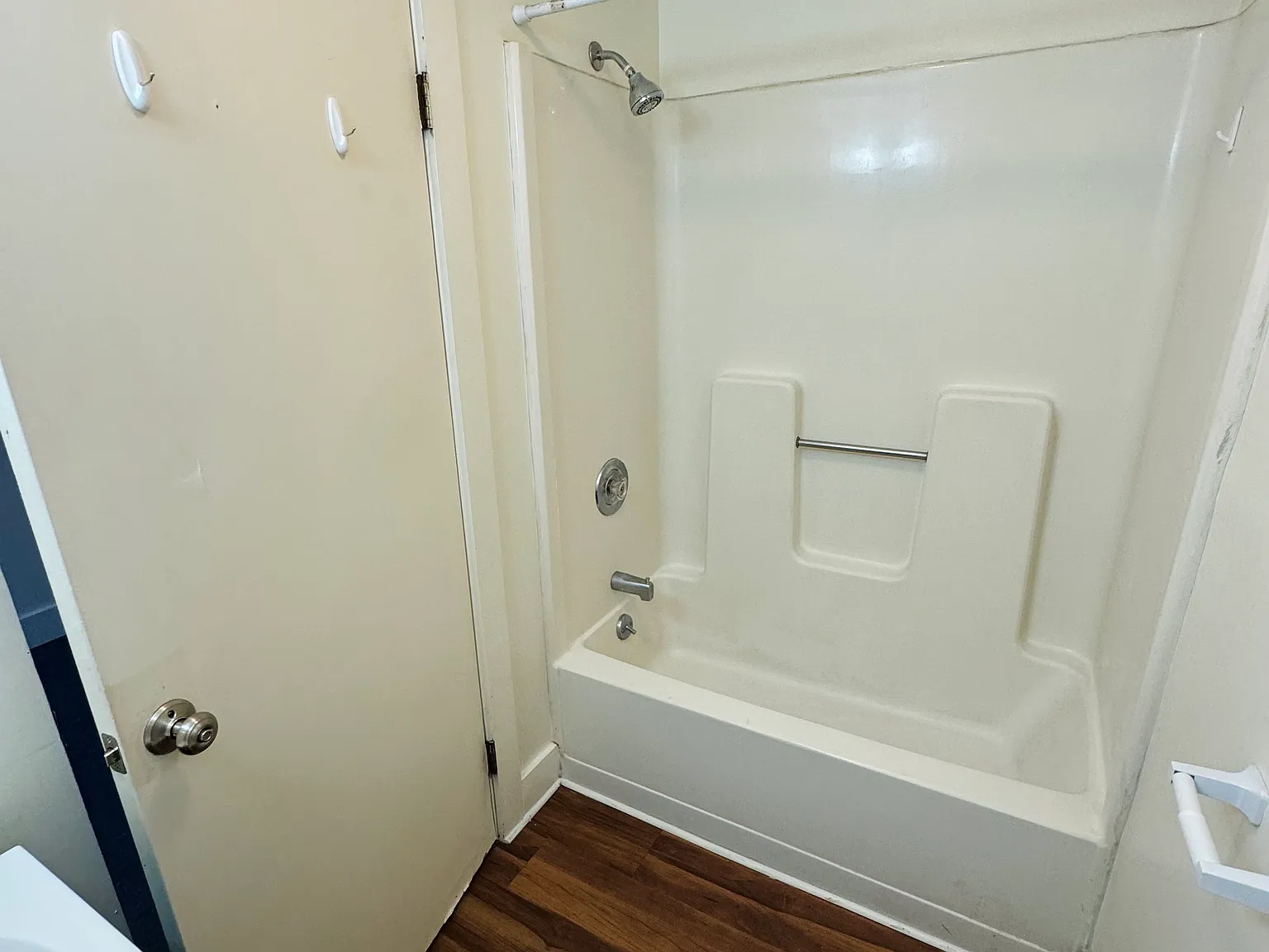 2 bed, $1,750 — Photo 4