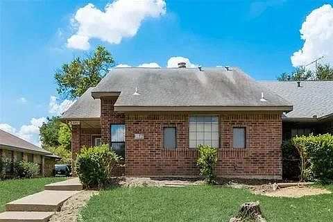 1st image of 4601 Club Estates Pl