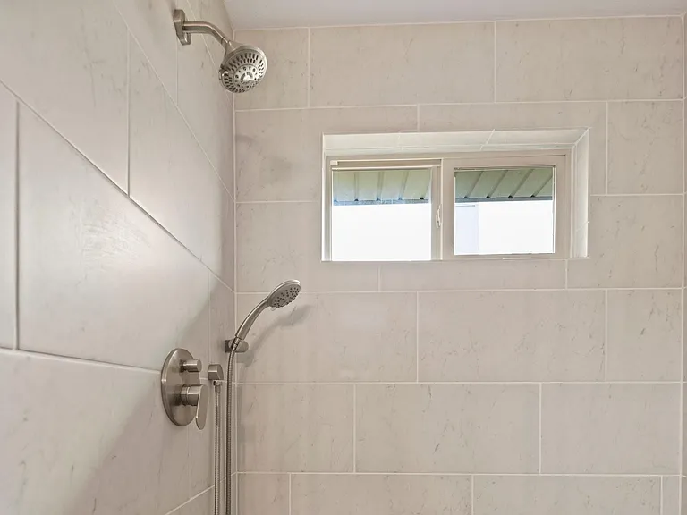 1408 Deer Ledge Trl — Photo 25