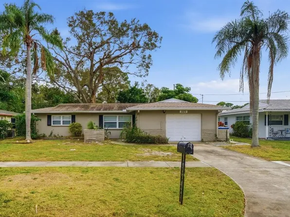 3372 Keene Park Dr, Largo, FL 33771