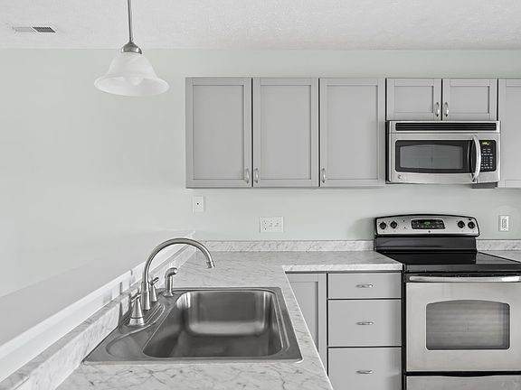 4th image of 231 Glen Cannon Dr