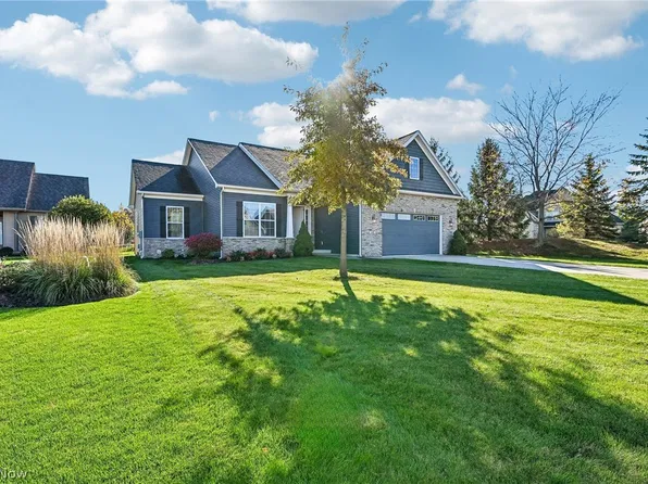 410 Kestrel Way, Amherst, OH 44001